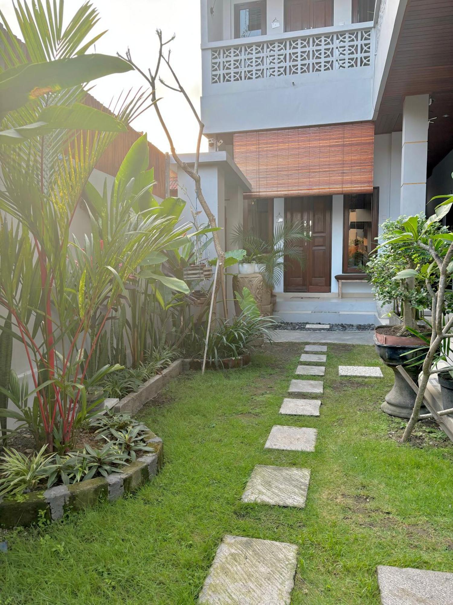 The Lima Home Stay In Canggu Exterior foto