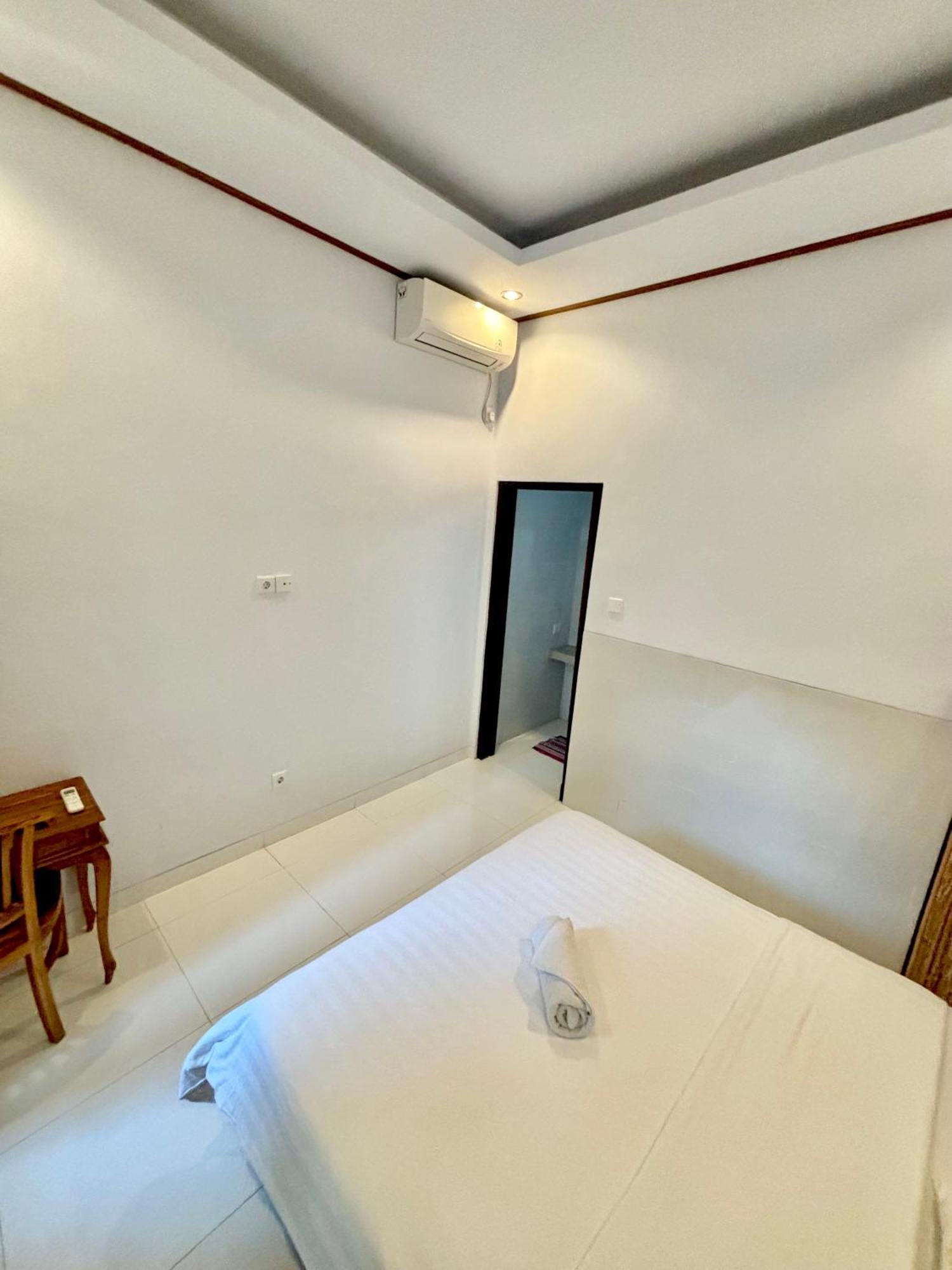 The Lima Home Stay In Canggu Exterior foto
